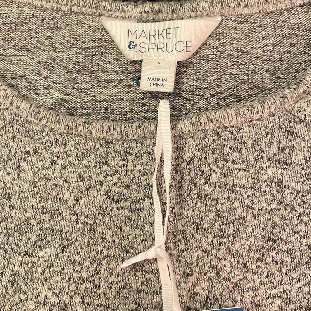NWT woman’s Market & Spruce soft brushed top - Picture 2 of 4